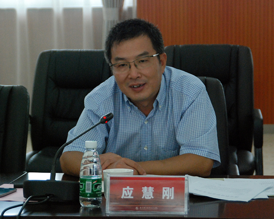 上海铁路局应慧刚副局长一行来校考察交流-南京铁道职业技术学院